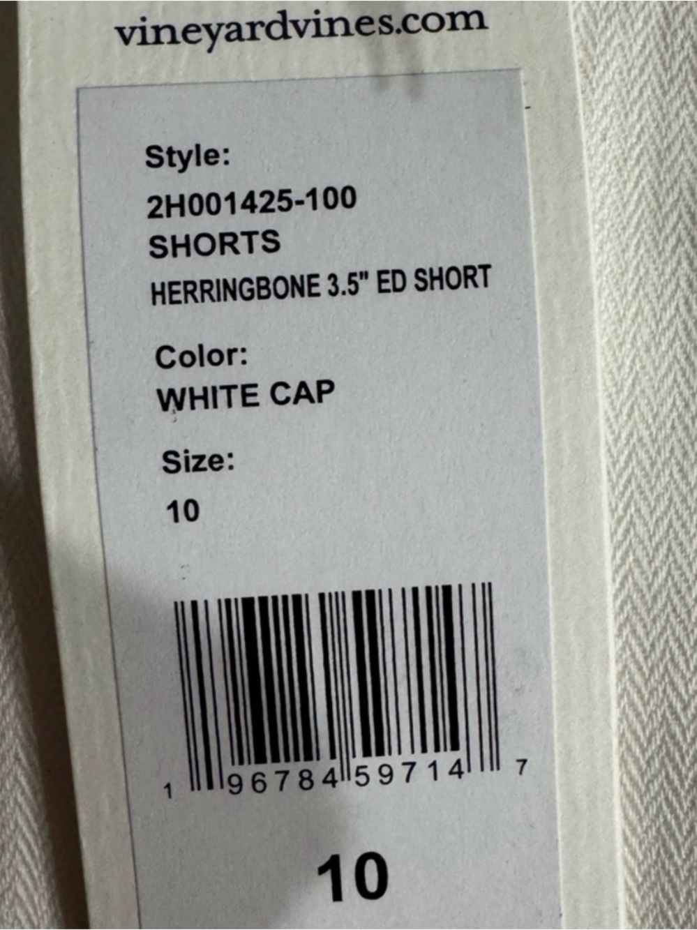 Vineyard Vines Women's Shorts
White Cap Tailored
Herringbone 3.5 ED Short - Picture 5 of 5